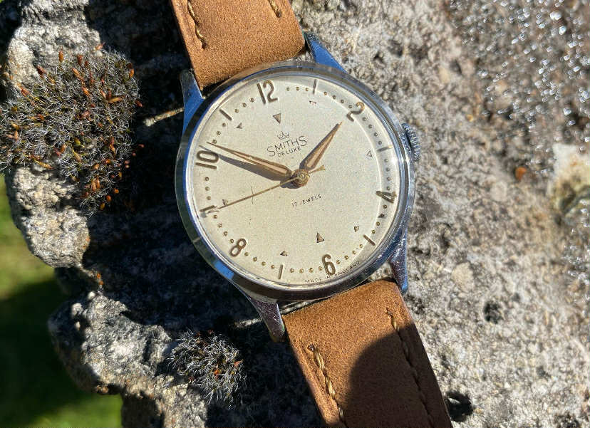 イギリス取寄せ品】 Smiths Deluxe A258 （1955年） – The Mews Antiques