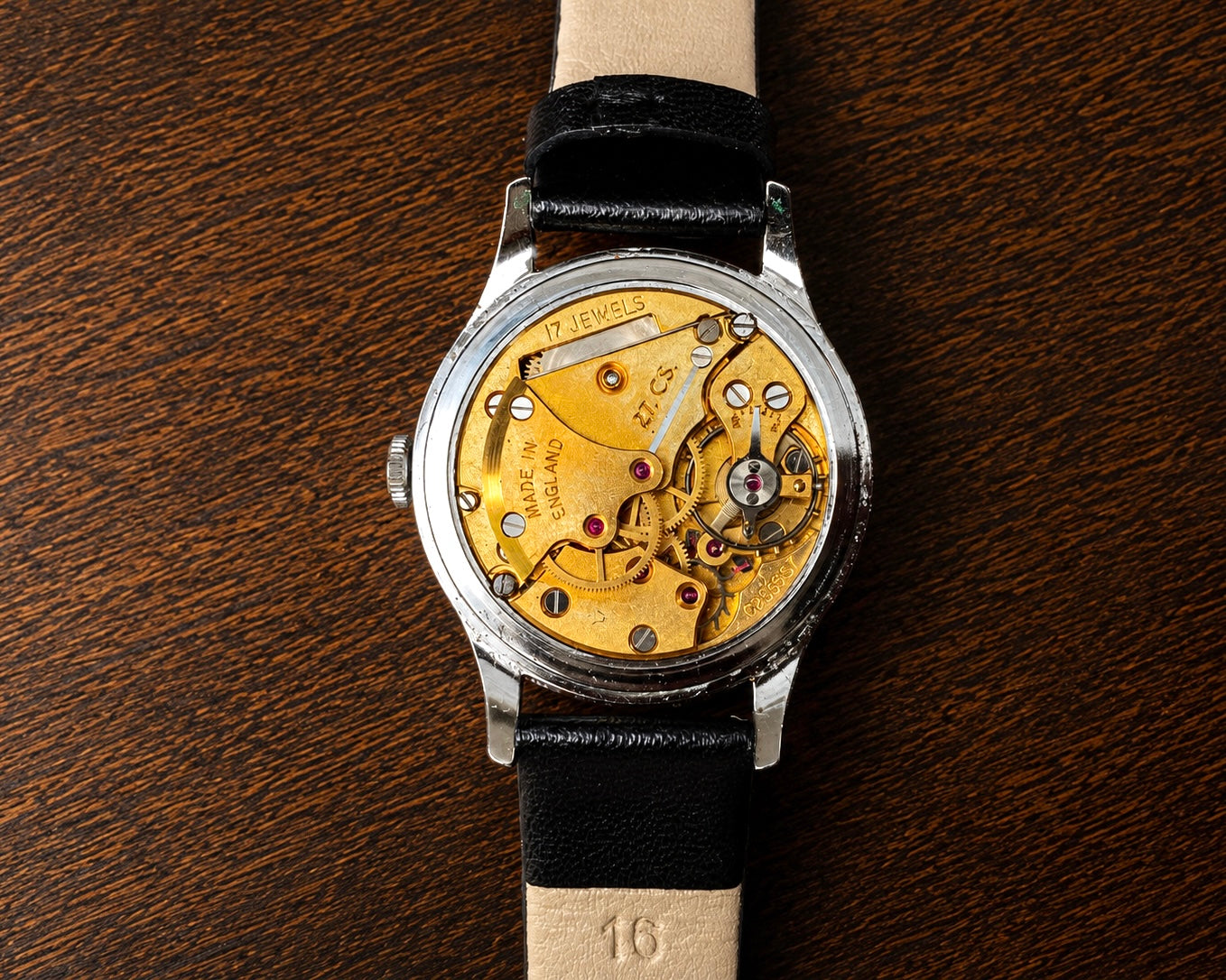 【極美品・ギョーシェ装飾】Smiths De Luxe A259｜1955年製｜希少ステンレスケース｜17石 Cal.400｜英国製｜機械式手巻き