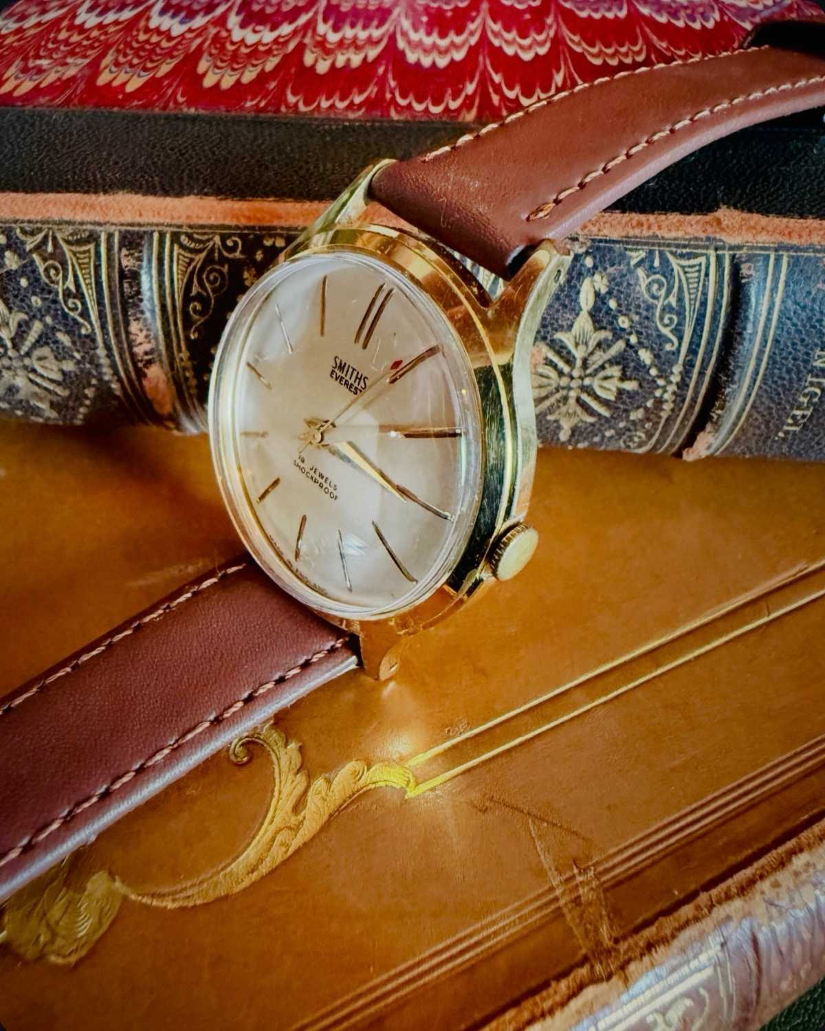【美品】｜Smiths Everest｜Cal.100 19石｜英国製 ｜手巻き腕時計